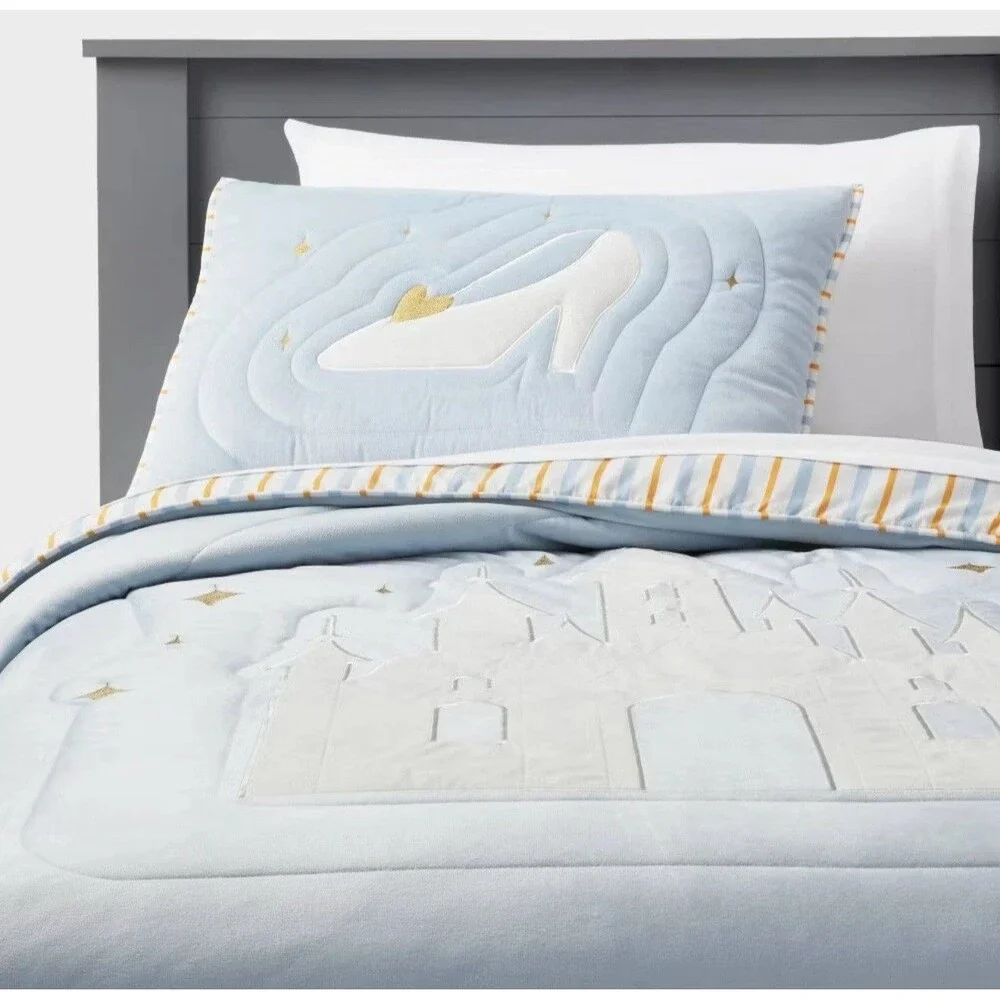 Full/Queen Princess Castle Kids' Quilt Cinderella - Disney Collection Pillowfort